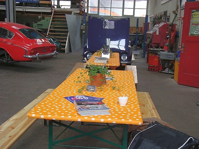 2010-05 Jensen Car Club zu Besuch 043.jpg